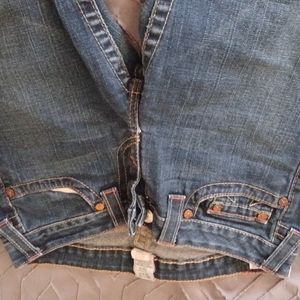 jeans